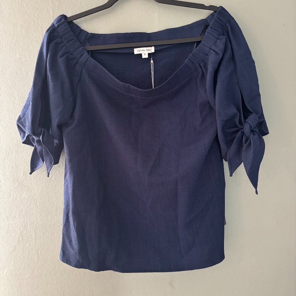 Olivia Gray Off Shoulder Tie NWT Short Sleeve Top